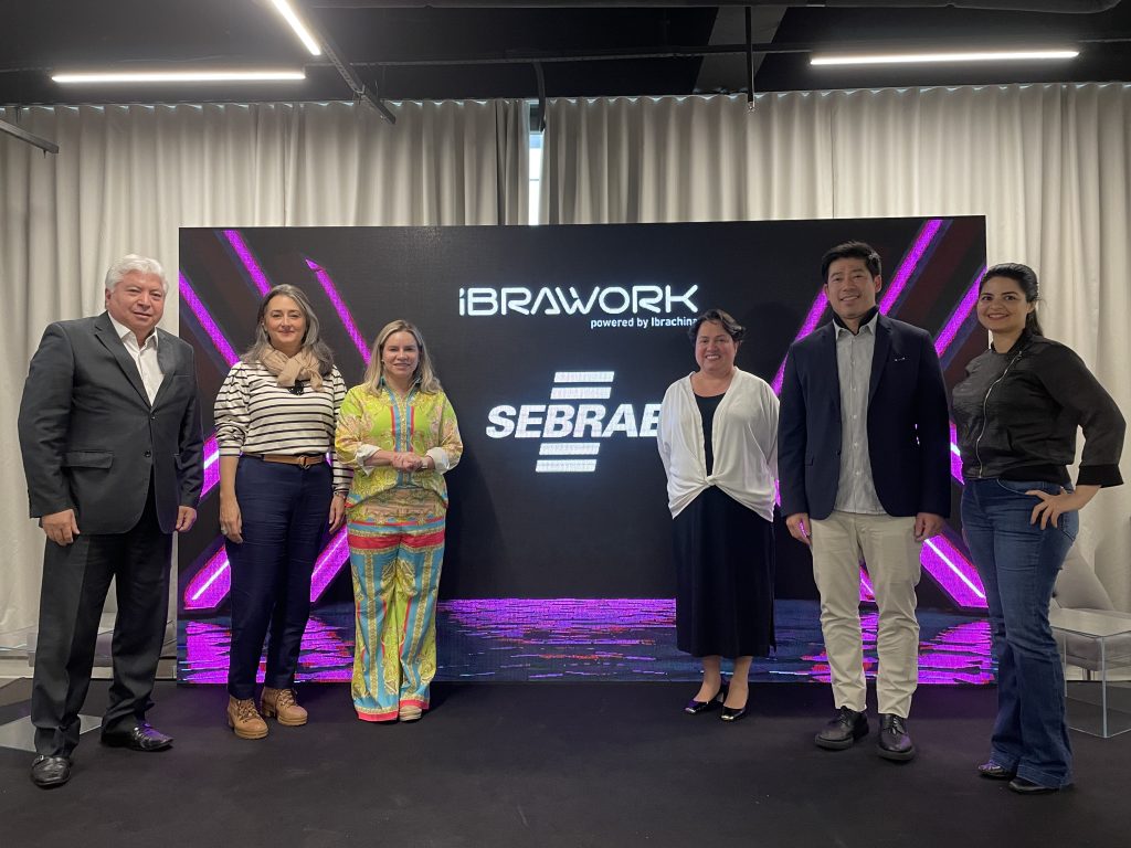 Ibrawork e Living Lab assinam convênio de colaboração